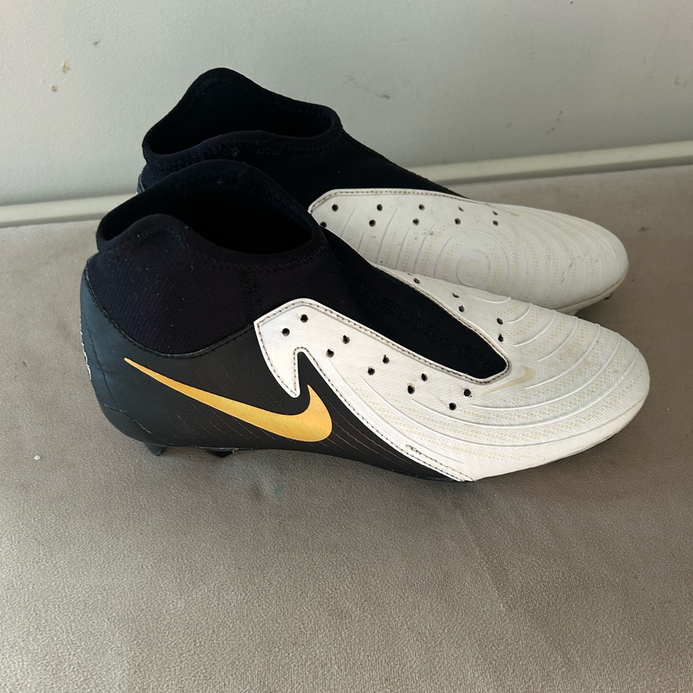 Nike Phantom Luna Cleats with Gold Accent